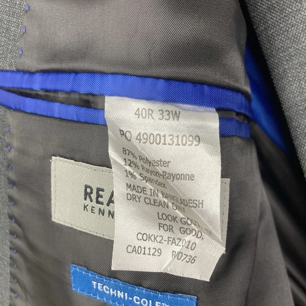 Kenneth Cole Reaction Men's 2-pc Suit  Blazer Slim Fit Pants 40R 34Wx32L E091312